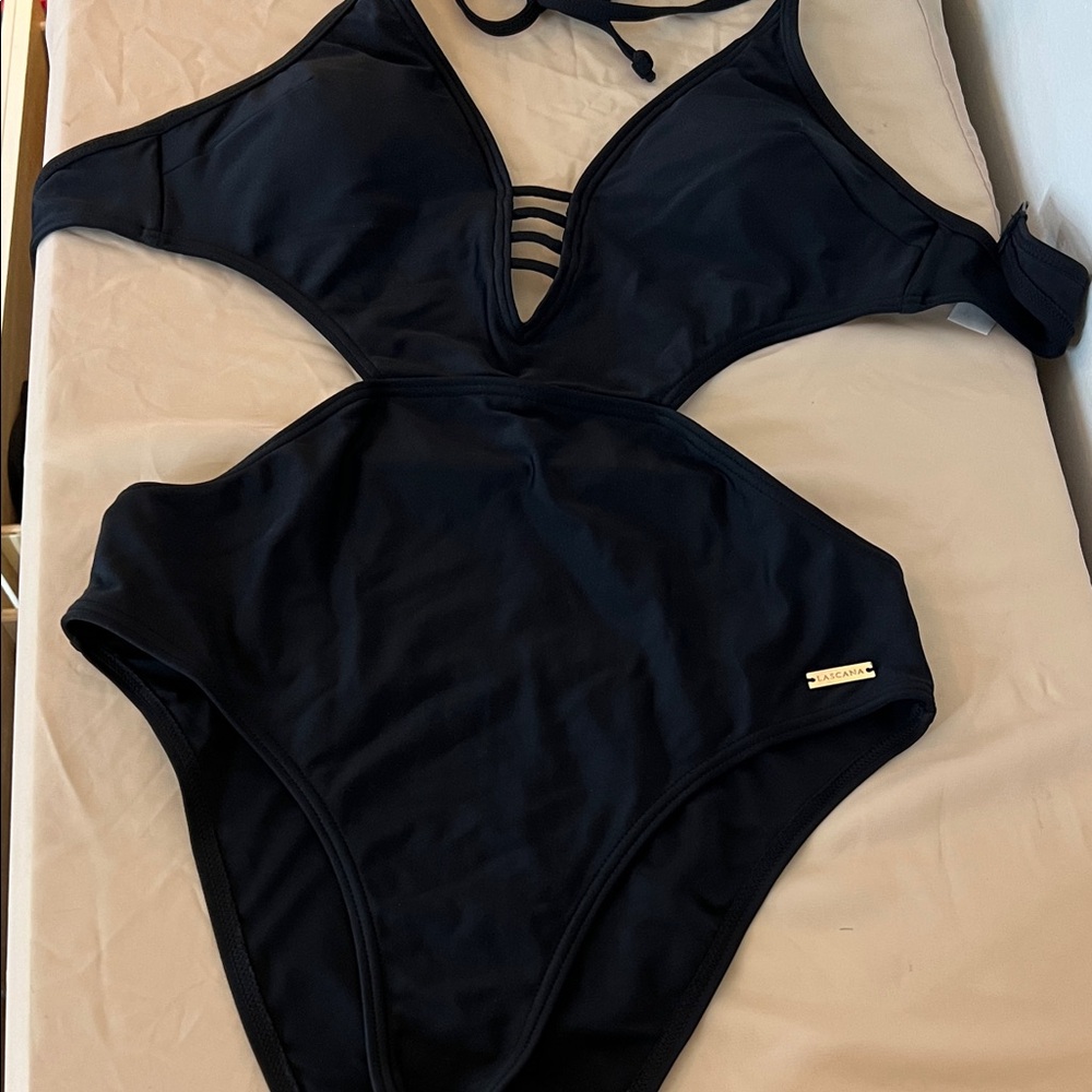 Elegant Black Women's One Piece Swimsuit - Picture 4 of 5
